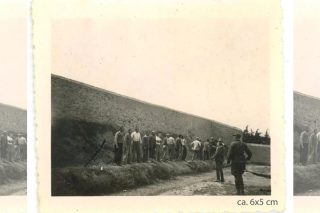 Τι δηλώνει ο Βέλγος συλλέκτης για τις ιστορικές φωτογραφίες στην «Εφ.Συν.»